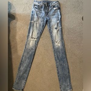 American Eagle Men’s Light Washed Jeans